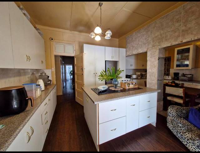 3 BEDROOM HOUSE FOR SALE IN HIGHLANDS NORTH
